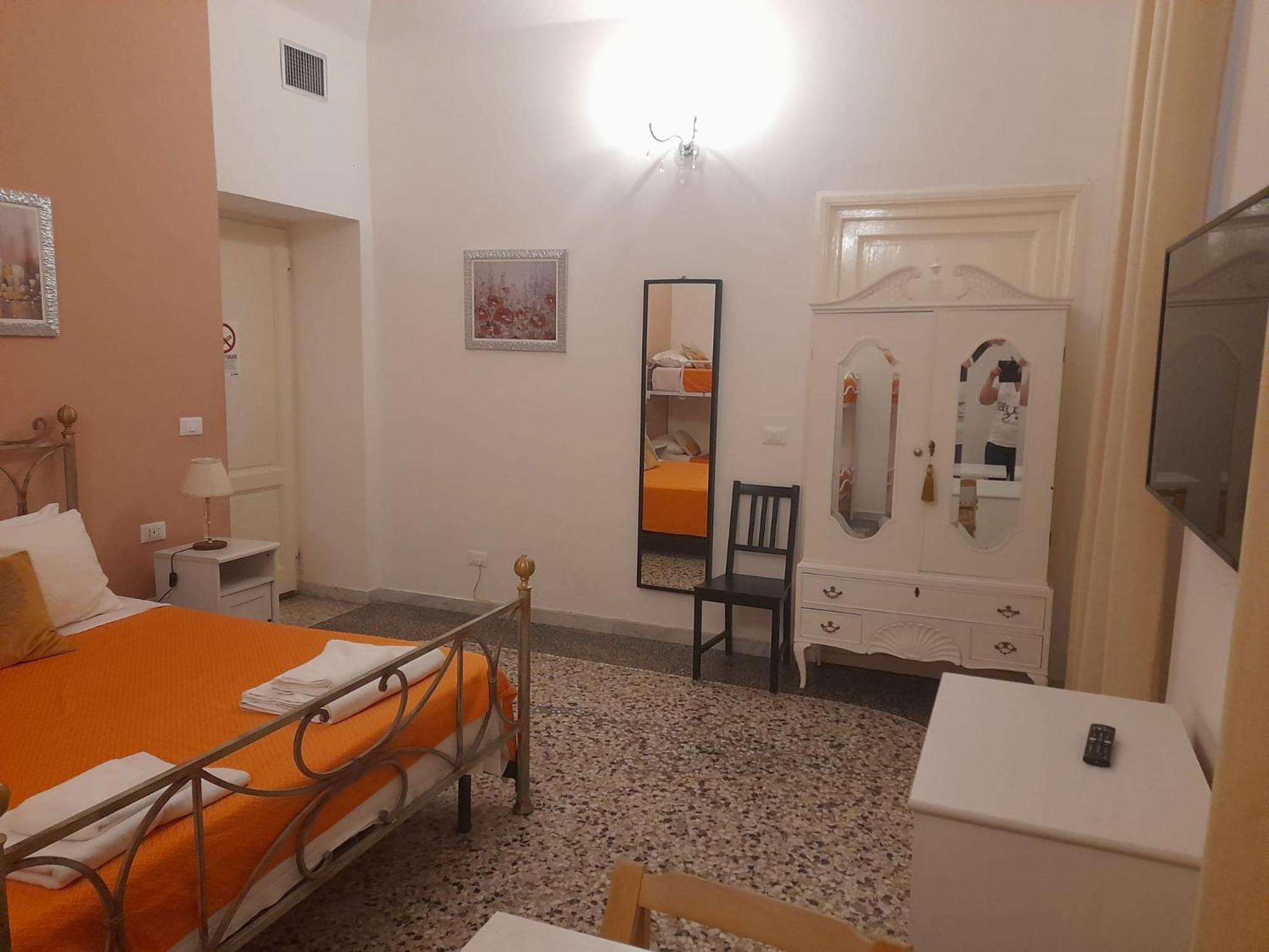 Casa Pensión Roma
